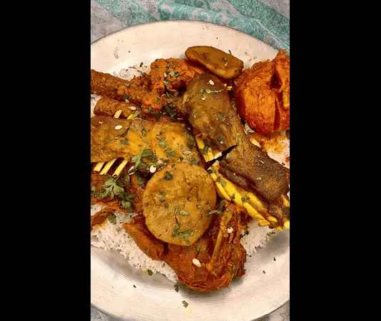 Authentic kashmiri wazwan Trami which is served to four people.